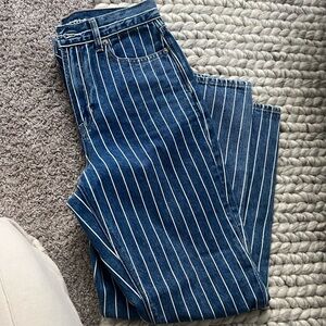 American eagle mom Jean